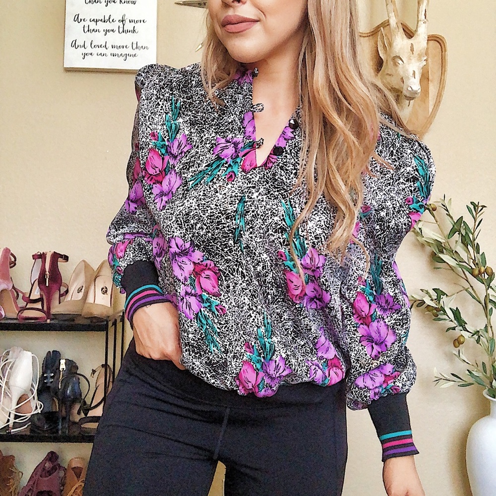 EVANNA • Vintage floral long sleeve